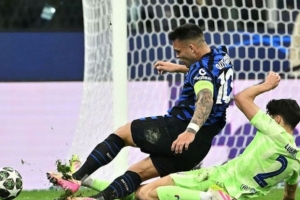 篮球直播平台-前裁判:库巴西看似解围但并没解围,而是将劳塔罗绊倒,这是点球