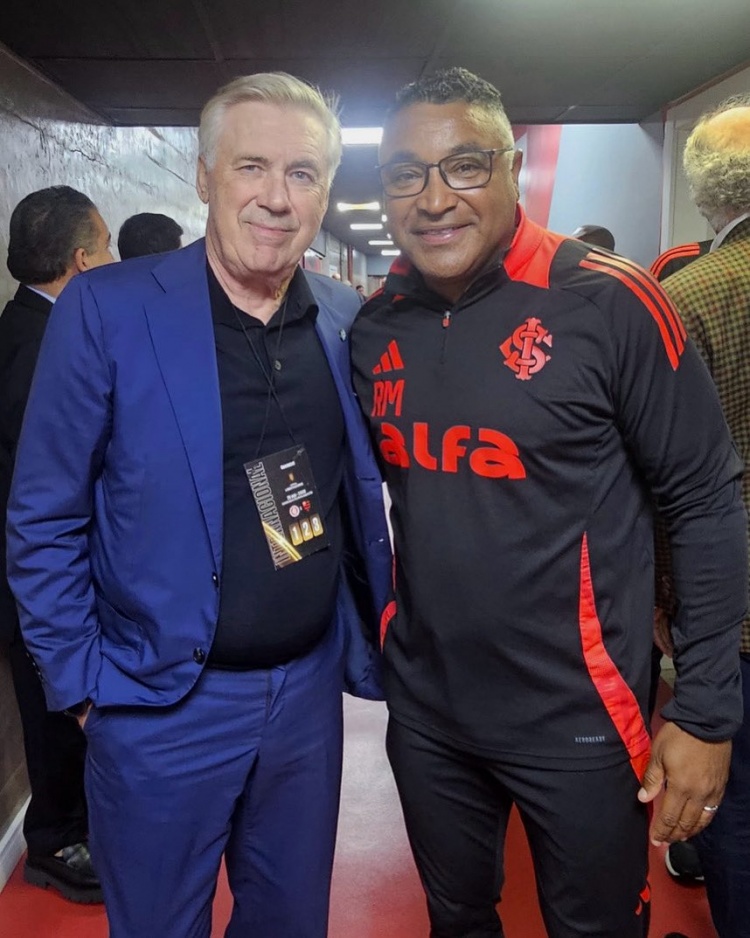 篮球直播平台-安切洛蒂亲临解放者杯赛场，考察巴西国际与弗拉门戈球员表现