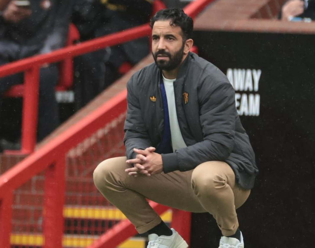 第96分钟绝杀！乌龙球+点球，曼联绝境逢生，阿莫林狂欢庆祝