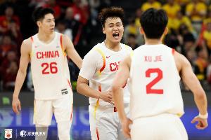 足球直播平台-崔永熙+焦泊乔加盟广东&amp;赵睿转投北京！原来疯狂星期四是这个意思