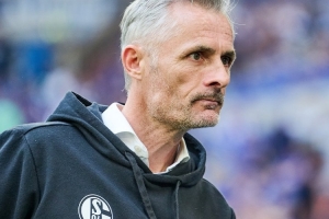 沙尔克官方:主帅范温德伦下课,U23主帅带队踢完赛季最后两战