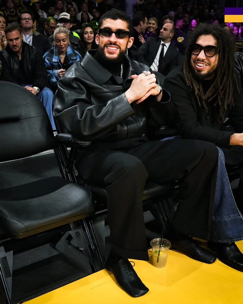 体育赛事直播-众星云集!湖人社媒晒上赛季众名流观看比赛时的个人装束