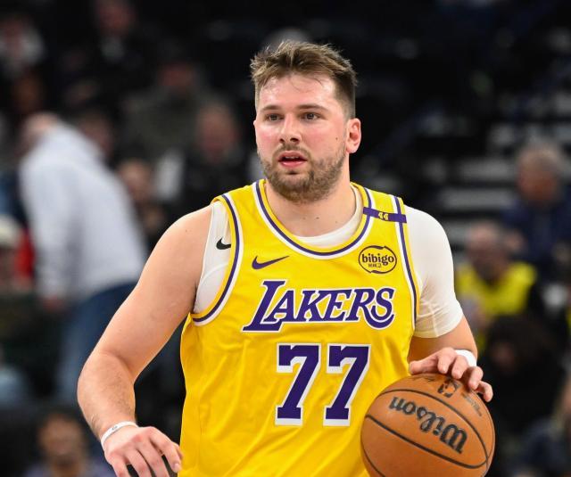 开云登录入口-只有五成功力？东契奇假期减重，湖人冲冠先过此关