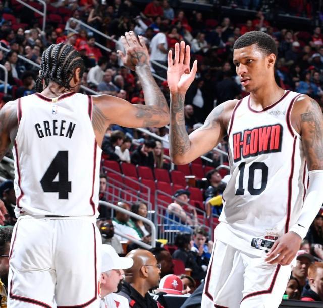 kaiyun网页版-三人被罚下 最多落后25分！火箭神奇逆转坚守西二