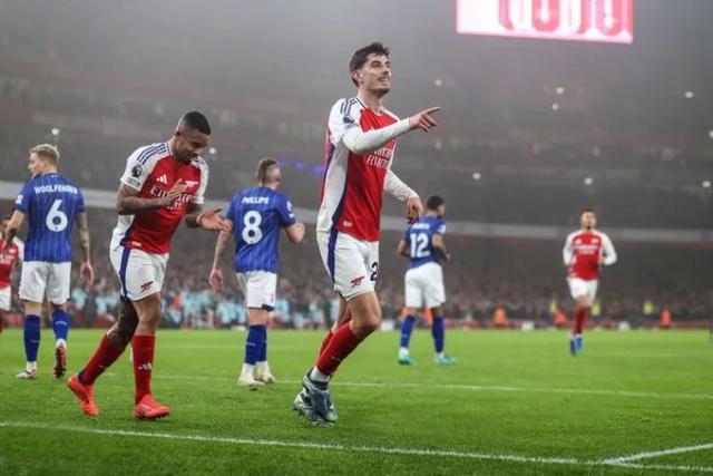 实时比分查询-【英超】哈弗茨破门，阿森纳1比0伊普斯维奇