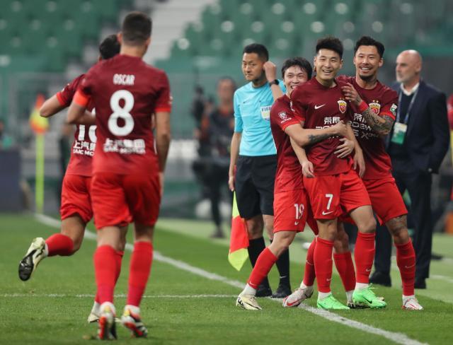 kaiyun登录入口-揭秘海港角球连线：赛前有设计 双核1个眼神的默契