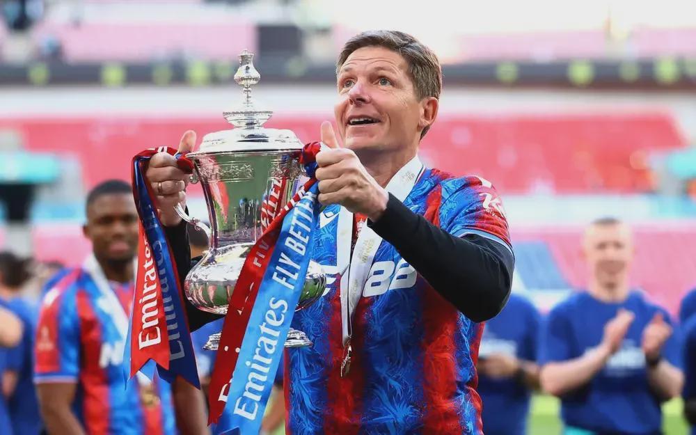 开云登录入口-树倒猢狲散!水晶宫头号射手逼宫离队 半年卖光冠军中轴线