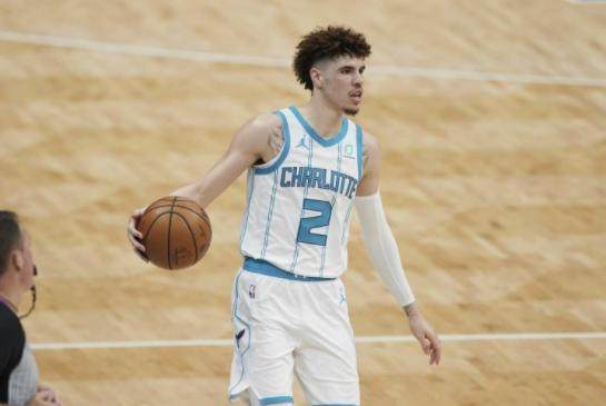 实时比分查询-【人物】全明星添两位新人 穆雷涅槃鲍尔为家族正名