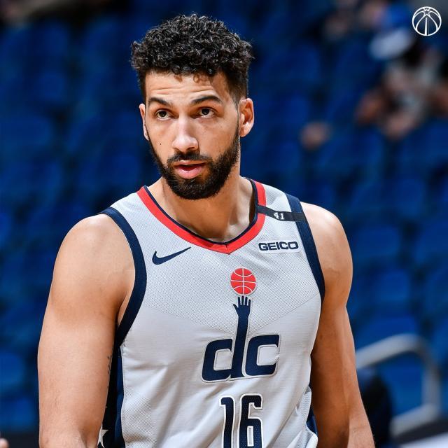 开云网页版-28岁新秀终于等到证明机会 队友称他是最努力的人