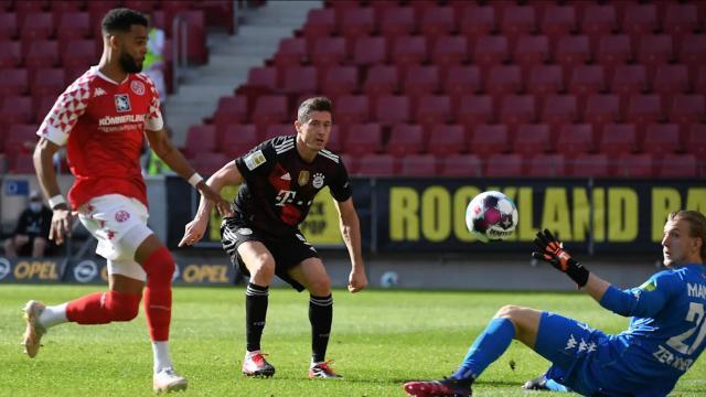 开云网页版-演砸夺冠大戏不要紧，莱万进球与弗利克去留更重要