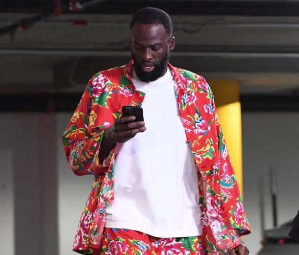 篮球直播平台-连续两场正负值全场最低,格林5中1仅得到4分&还有3失误4犯规