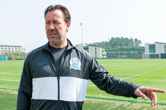 足球直播平台-广州城新帅正式上任：如果可以希望赢下每一场比赛