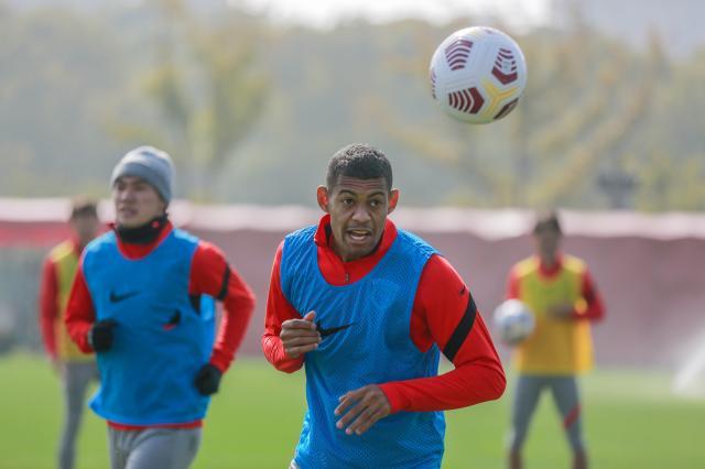 足球直播平台-洛佩斯加盟1周年表忠心：2021年我在海港有2个目标